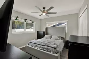 1000 59th Ave S, Saint Petersburg, FL 33705 - Photo 10