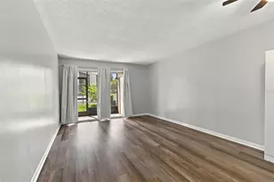 6340 Newtown Cir, Tampa, FL 33615 - Photo 18
