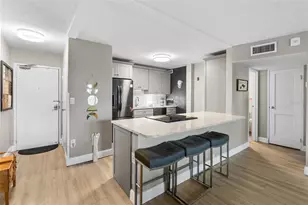 841 4th Ave N, Saint Petersburg, FL 33701 - Photo 2