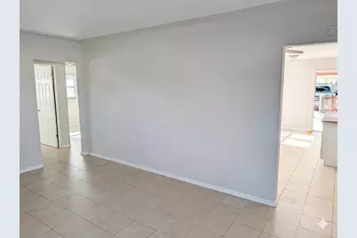 2334 38th Avenue N, Saint Petersburg, FL 33713 - Photo 8