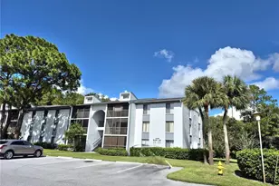 1344 Pine Ridge Cir E, Tarpon Springs, FL 34688 - Photo 2
