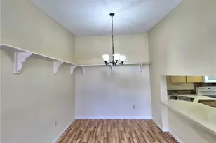 1344 Pine Ridge Cir E, Tarpon Springs, FL 34688 - Photo 8