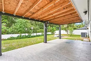 4206 Windtree Dr, Tampa, FL 33624 - Photo 40