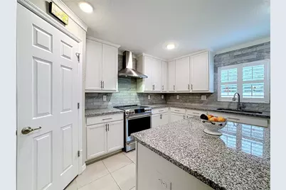16712 Mooner Plank Circle, Wimauma, FL 33598 - Photo 16