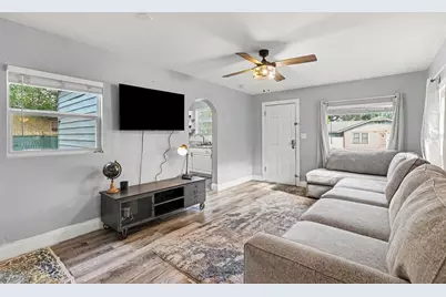 919 E Bougainvillea Ave, Tampa, FL 33612 - Photo 6