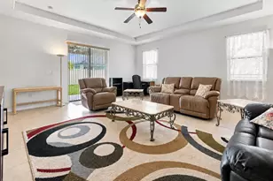 12511 Ballentrae Forest Dr, Riverview, FL 33579 - Photo 6