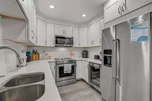 18522 Gulf Blvd, Indian Shores, FL 33785 - Photo 14