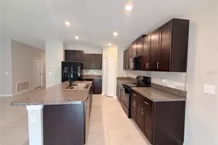 39938 Harmon Grove Ct, Zephyrhills, FL 33540 - Photo 12