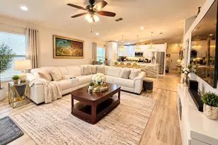 12303 Holmwood Greens Pl, Riverview, FL 33579 - Photo 6