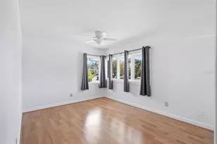 5285 40th St S, Saint Petersburg, FL 33711 - Photo 10