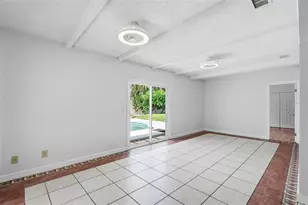 5285 40th St S, Saint Petersburg, FL 33711 - Photo 20