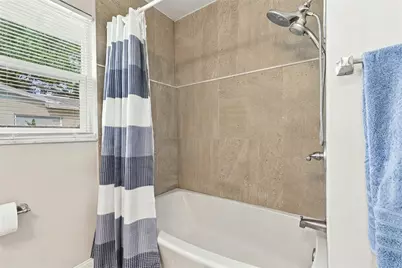 8030 5th Street N, Saint Petersburg, FL 33702 - Photo 20