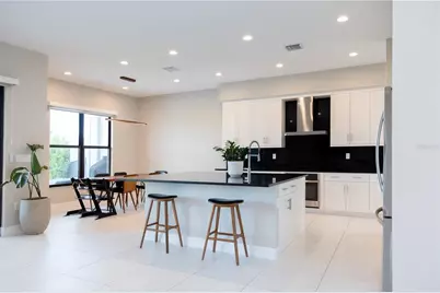 20027 Hirono Lane, Boca Raton, FL 33434 - Photo 4