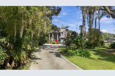 8022 Tierra Verde Drive, Tampa, FL 33617 - Photo 4