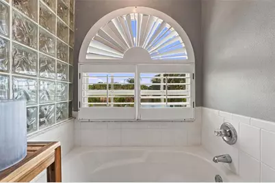 8022 Tierra Verde Drive, Tampa, FL 33617 - Photo 34