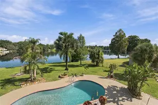 8022 Tierra Verde Dr, Tampa, FL 33617 - Photo 30