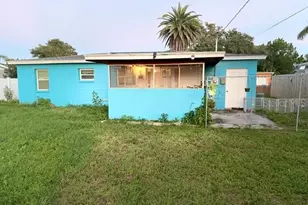 10357 Kumquat Ln, Seminole, FL 33772 - Photo 18