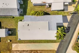 624 Mt Piney Ave NE, Saint Petersburg, FL 33702 - Photo 32