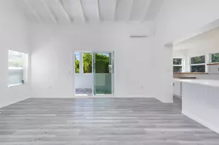 2230 East Harbor Dr S, Saint Petersburg, FL 33705 - Photo 4