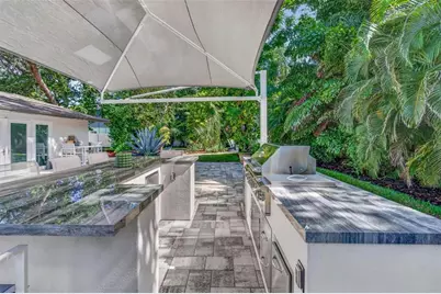 1002 N Florida Avenue, Tarpon Springs, FL 34689 - Photo 24