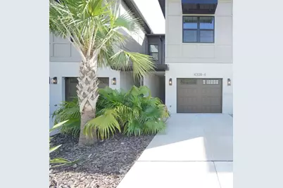 4308 W Gray Street #4, Tampa, FL 33609 - Photo 2