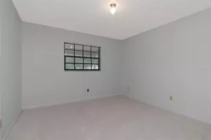38118 Huff Dr, Zephyrhills, FL 33542 - Photo 24