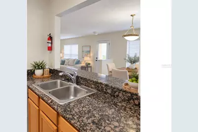 3438 Castle Stone Ct, Valrico, FL 33594 - Photo 4