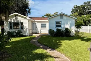 5629 19th St, Zephyrhills, FL 33542 - Photo 1