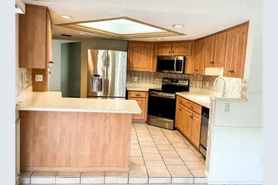 14436 Bay Hills Drive, Largo, FL 33774 - Photo 14