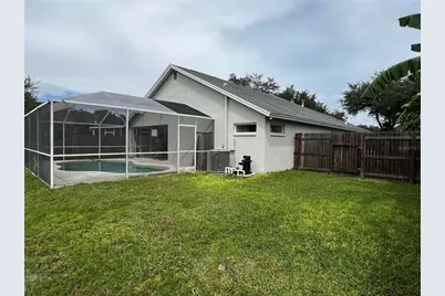 27606 Sky Lake Circle, Wesley Chapel, FL 33544 - Photo 6