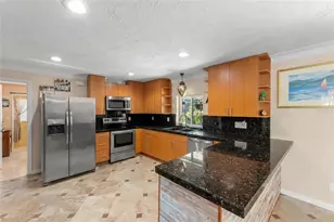 3377 Springmill Cir, Sarasota, FL 34239 - Photo 14