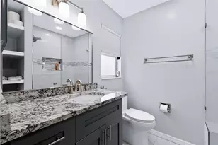 852 Oxford Ct, Dunedin, FL 34698 - Photo 14