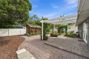 620 Palm Pl, Safety Harbor, FL 34695 - Photo 38