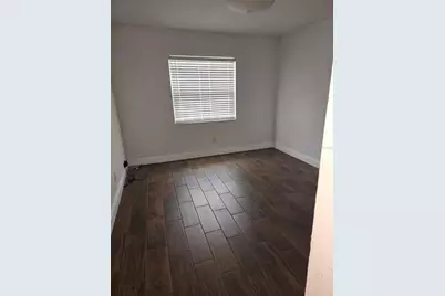 4511 W Humphrey Street, Tampa, FL 33614 - Photo 12