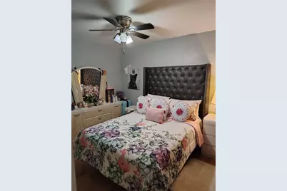 6913 Blossom Avenue, Tampa, FL 33614 - Photo 8
