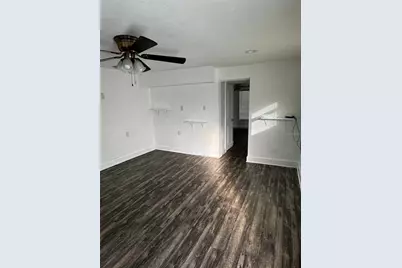 6913 Blossom Avenue, Tampa, FL 33614 - Photo 12