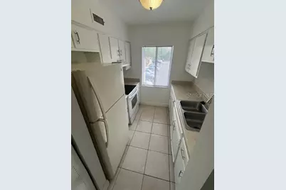 7511 Presley Place #102, Tampa, FL 33617 - Photo 4
