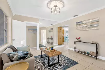 3501 W Price Avenue, Tampa, FL 33611 - Photo 6