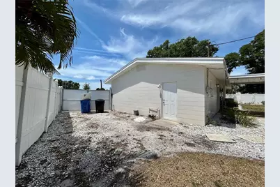 295 59th Avenue NE, Saint Petersburg, FL 33703 - Photo 20