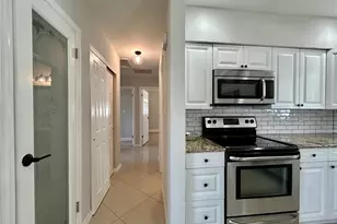 295 59th Ave NE, Saint Petersburg, FL 33703 - Photo 8