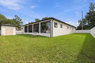 13204 Lake Magdalene Blvd, Tampa, FL 33618 - Photo 60