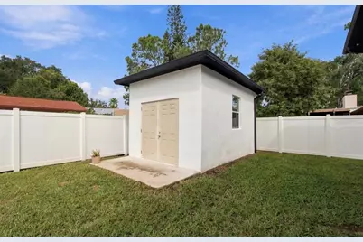 13204 Lake Magdalene Boulevard, Tampa, FL 33618 - Photo 62