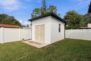 13204 Lake Magdalene Blvd, Tampa, FL 33618 - Photo 62