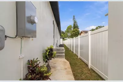 13204 Lake Magdalene Boulevard, Tampa, FL 33618 - Photo 64