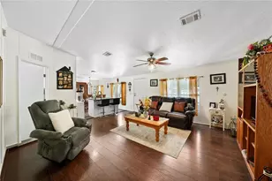 9918 Osceola Dr, Weeki Wachee, FL 34613 - Photo 6