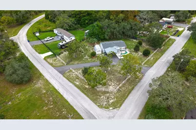9918 Osceola Drive, Weeki Wachee, FL 34613 - Photo 18