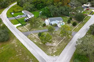 9918 Osceola Dr, Weeki Wachee, FL 34613 - Photo 18