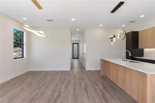 8405 Modano Pl, Tampa, FL 33614 - Photo 10