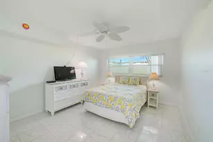 6201 2nd St E, Saint Pete Beach, FL 33706 - Photo 16