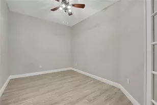 2815 Torrance Dr, Land O Lakes, FL 34638 - Photo 16